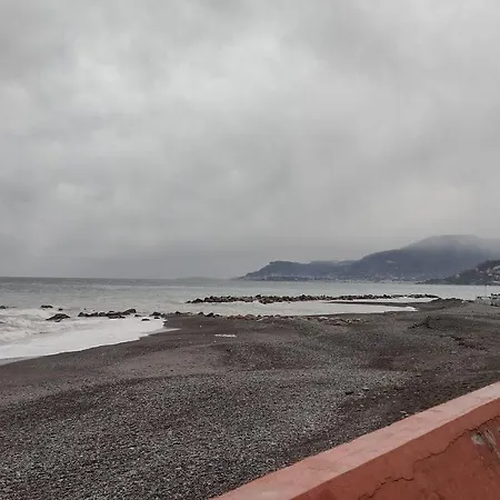 Mama Monolocale Terrazzo Vista Mare Ventimiglia